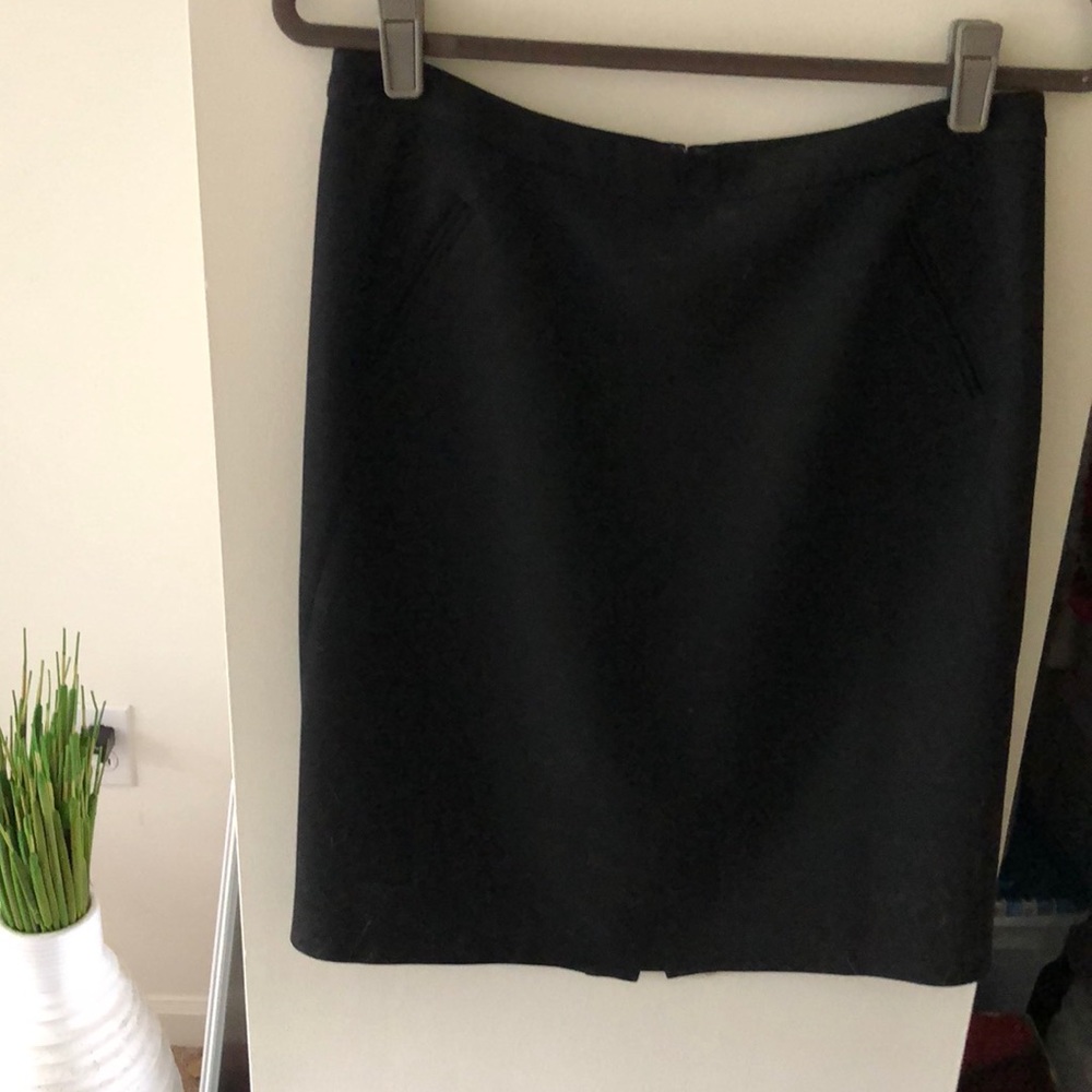 Black pencil skirt